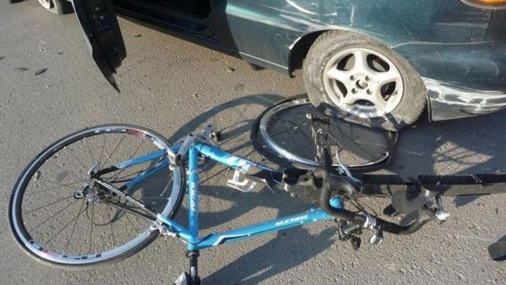 Σε κρίσιμη κατάσταση 37χρονος ποδηλάτης έπειτα από τροχαίο στο Βόλο