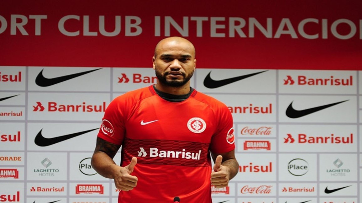 Τα δίνει όλα για Μολέντο ο Ολυμπιακός