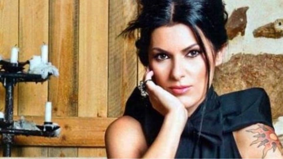 Σπάει καρδιές το αντίο της Σάννυ Μπαλτζή στον Χάρρυ Κλυνν – Ήταν ο παππούς της κόρης της – ΦΩΤΟ