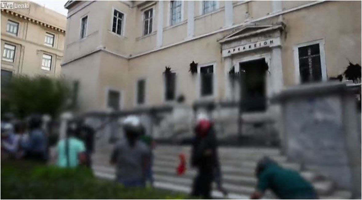 Το ΒΙΝΤΕΟ από την καταδρομική επίθεση στο Συμβούλιο της Επικρατείας