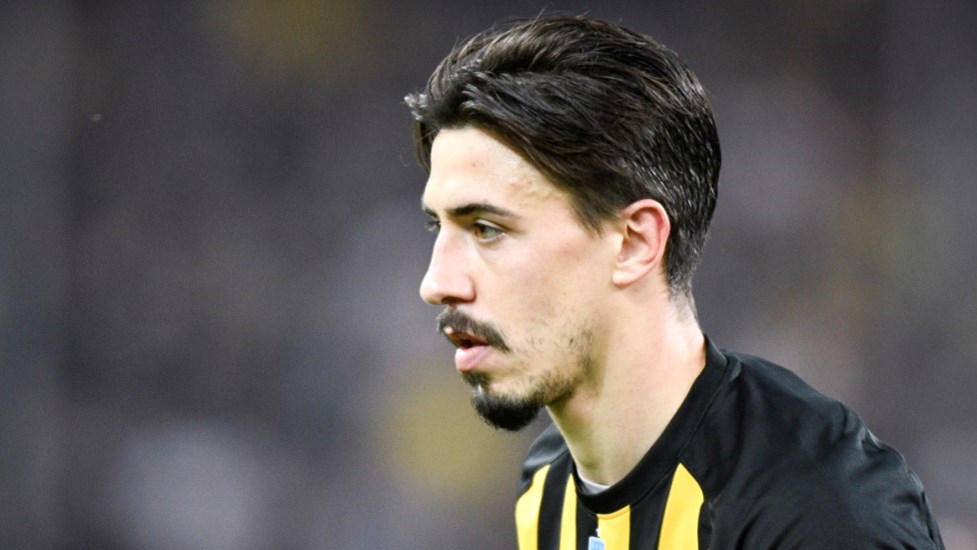 “Φωτιές” άναψε στην ΑΕΚ ο Σιμόες – Ακολουθεί σελίδα οπαδών του Ολυμπιακού στο Instagram – ΦΩΤΟ