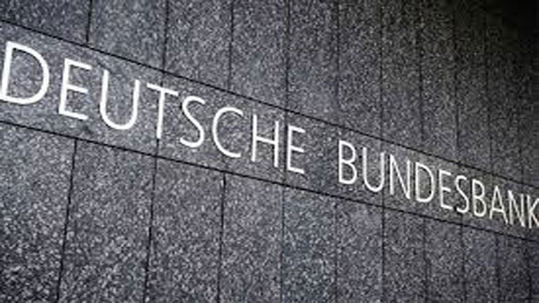 Η Bundesbank δεν θεωρεί «απαραίτητο» να ληφθούν σύντομα επιπλέον μέτρα ελάφρυνσης του χρέους της Ελλάδας