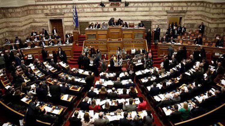 Αντιπαράθεση κορυφής στη Βουλή για την οικονομία και το κυβερνητικό σχέδιο για την μεταμνημονιακή εποχή