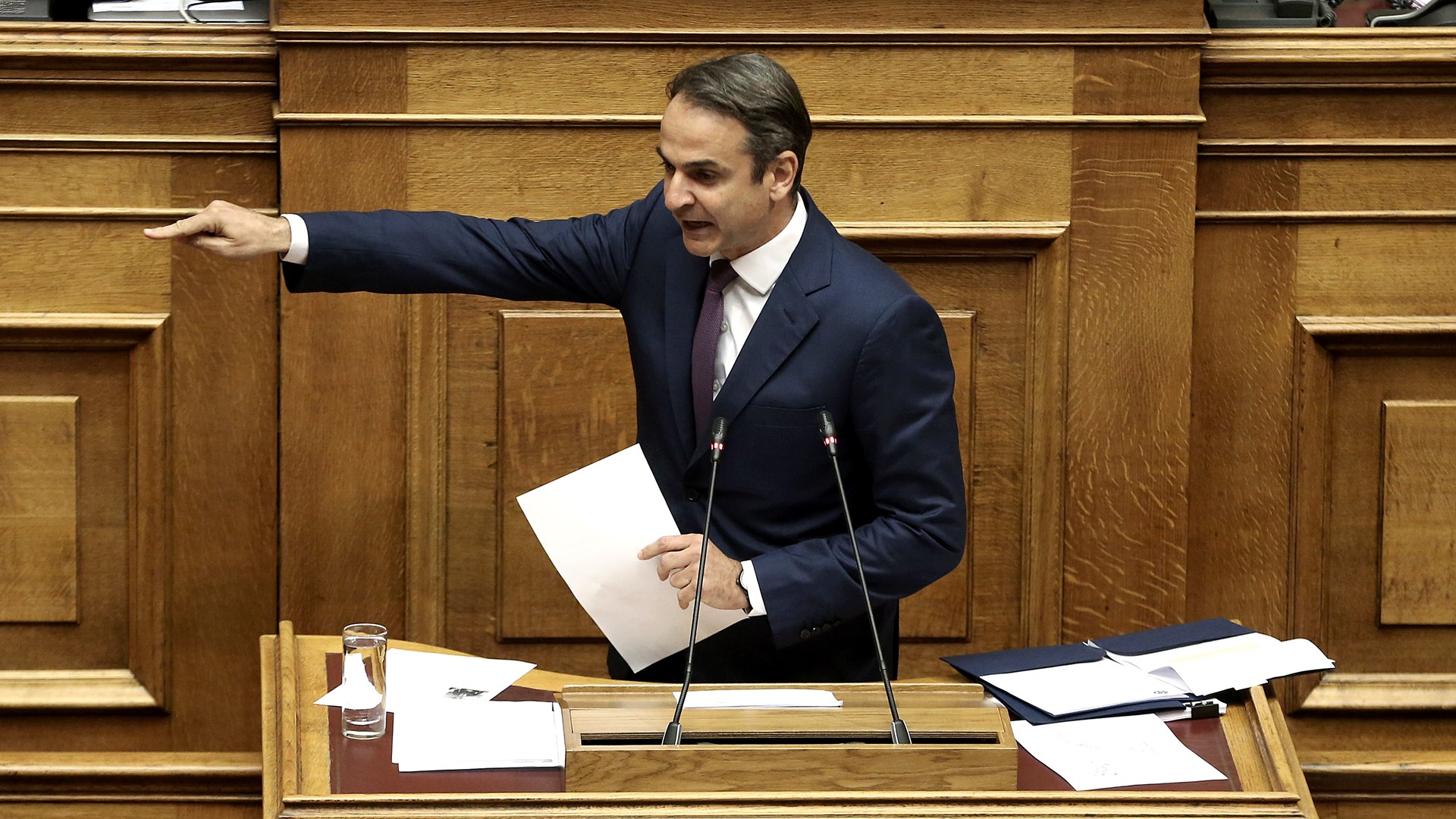 Μητσοτάκης προς Τσίπρα: Είστε η μετενσάρκωση όλων των δεινών που έφεραν τη χώρα στη χρεοκοπία – ΒΙΝΤΕΟ