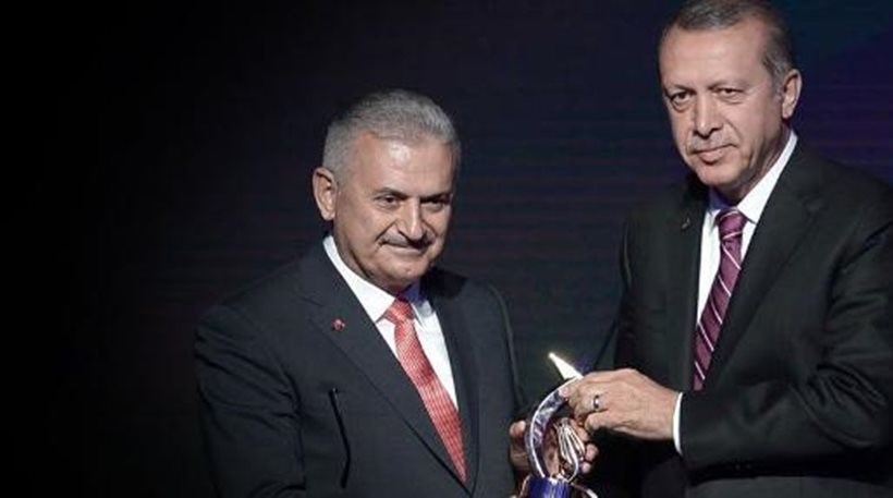 Εκτάκτως ο Πρωθυπουργός Γιλντιρίμ στον Ερντογάν μετά την “κατρακύλα” της τουρκικής λίρας – ΒΙΝΤΕΟ