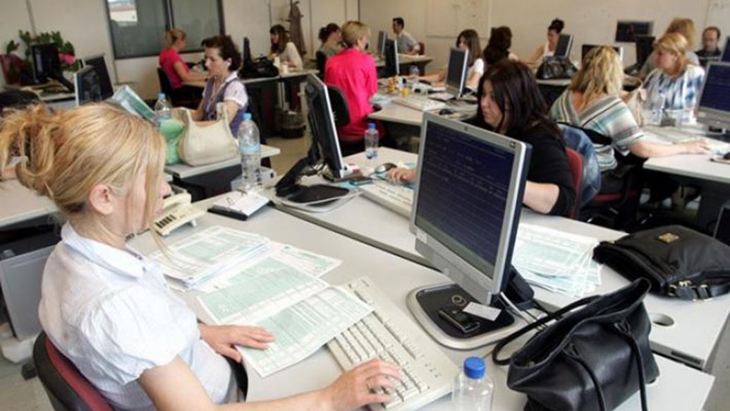 Καταθέστε φάκελο για 334 προσλήψεις – Έρχονται άλλες 2.945 θέσεις