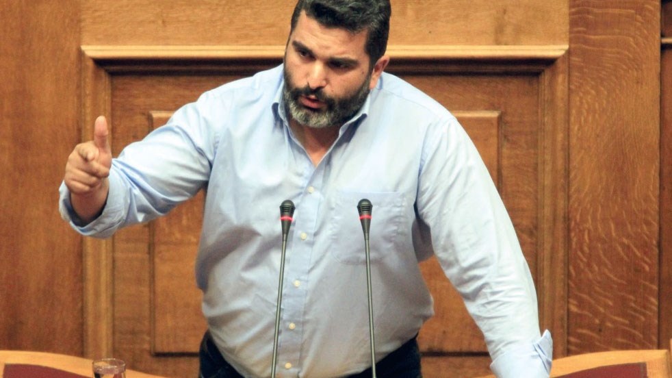 Viral η ανάρτηση για πρώην βουλευτή του ΣΥΡΙΖΑ που “μετανάστευσε” στη Γερμανία – Τι απαντά ο ίδιος – ΦΩΤΟ