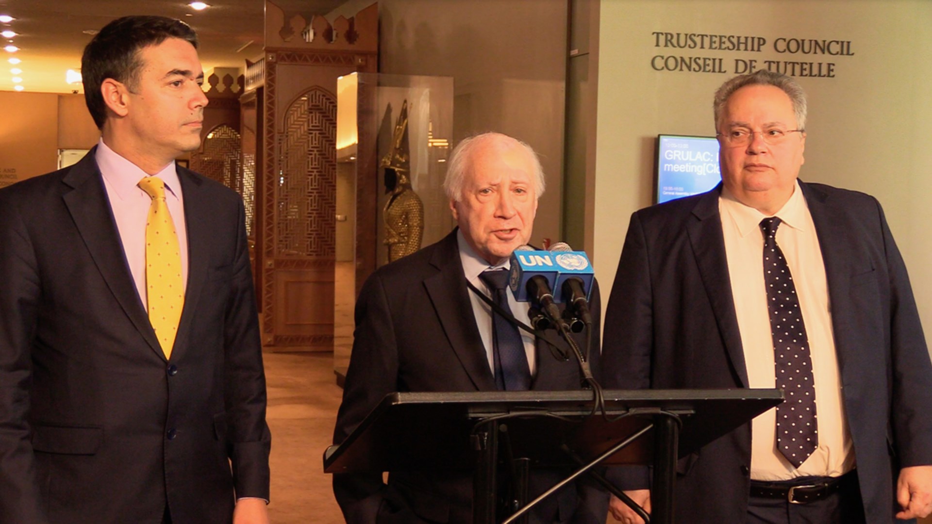 Δεν βγήκε λευκός καπνός για το Σκοπιανό – Νίμιτς: Δεν έχουμε λύση – Θα συνεχίσουν στις Βρυξέλλες Κοτζιάς – Ντιμιτρόφ