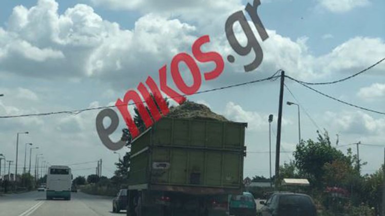 Τι και αν ο Κ.Ο.Κ. απαγορεύει κίνηση λεωφορείων στην αριστερή λωρίδα, ο Έλληνας οδηγός δεν θα το τηρήσει – ΒΙΝΤΕΟ – ΦΩΤΟ αναγνώστη