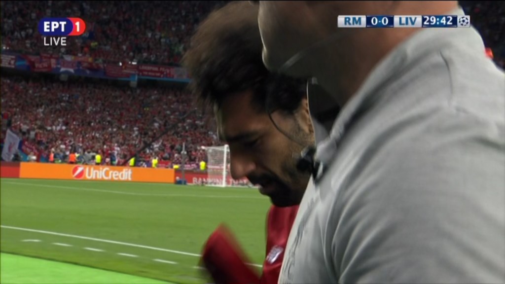 Πλήγμα για τη Λίβερπουλ: Αποχώρησε με δάκρυα ο Σαλάχ – ΦΩΤΟ