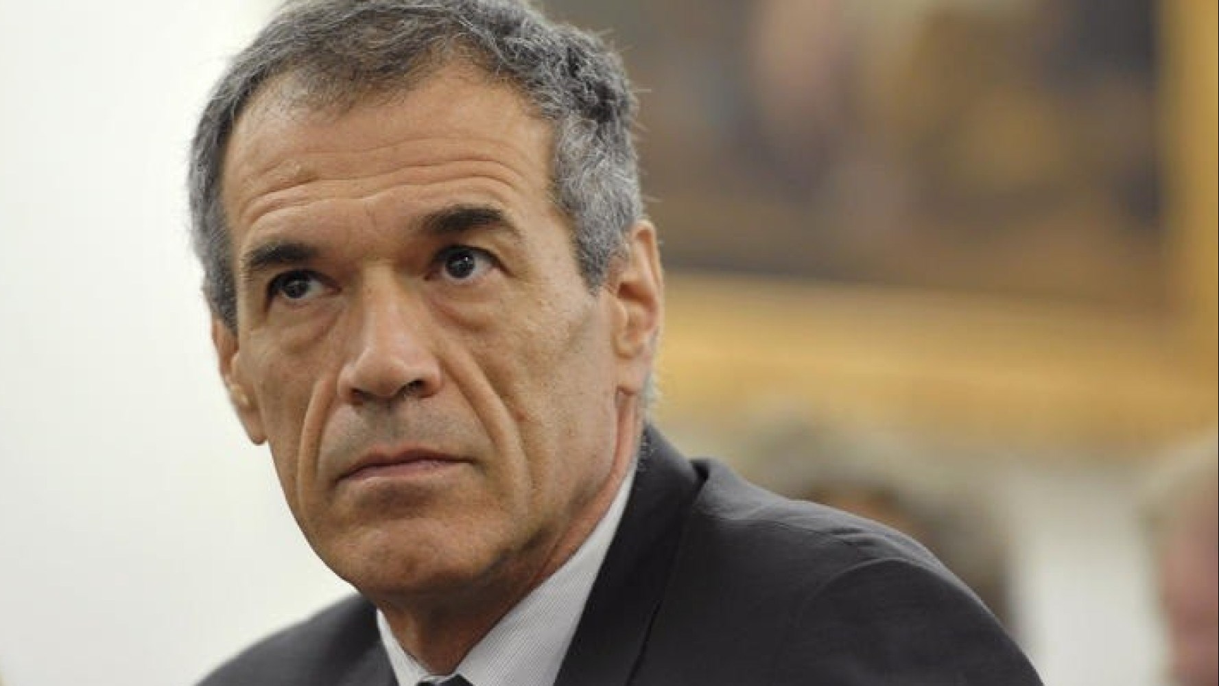 Ο Ματαρέλα δίνει εντολή σχηματισμού κυβέρνησης σε πρώην στέλεχος του ΔΝΤ