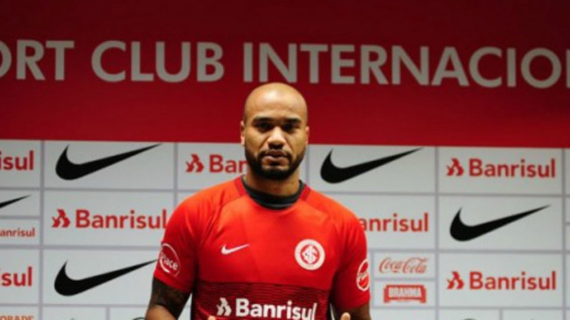 Τα βρήκε με Ιντερνασιονάλ για Μολέντο ο Ολυμπιακός