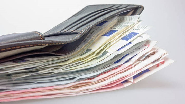 13η σύνταξη «μαγειρεύει» η κυβέρνηση