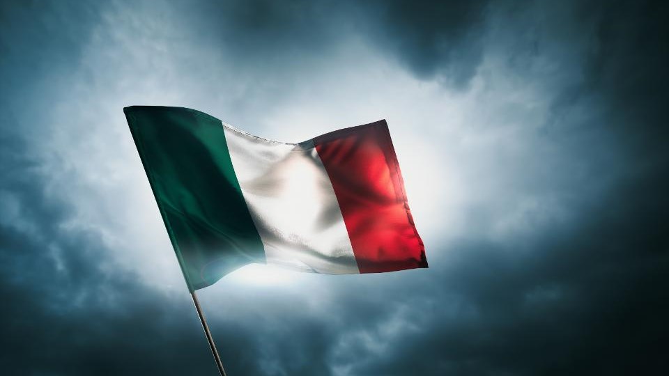 Καταιγιστικές εξελίξεις στην Ιταλία – Ανοιχτό το ενδεχόμενο άμεσης προκήρυξης εκλογών