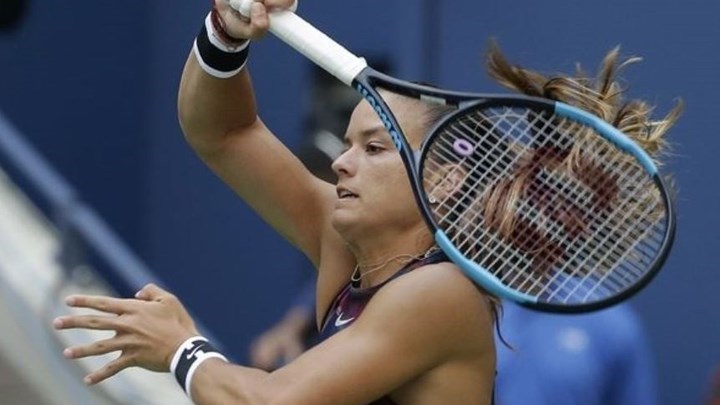 Εντυπωσιάζει η Σάκκαρη στο Παρίσι- Πρόκριση στις “32”