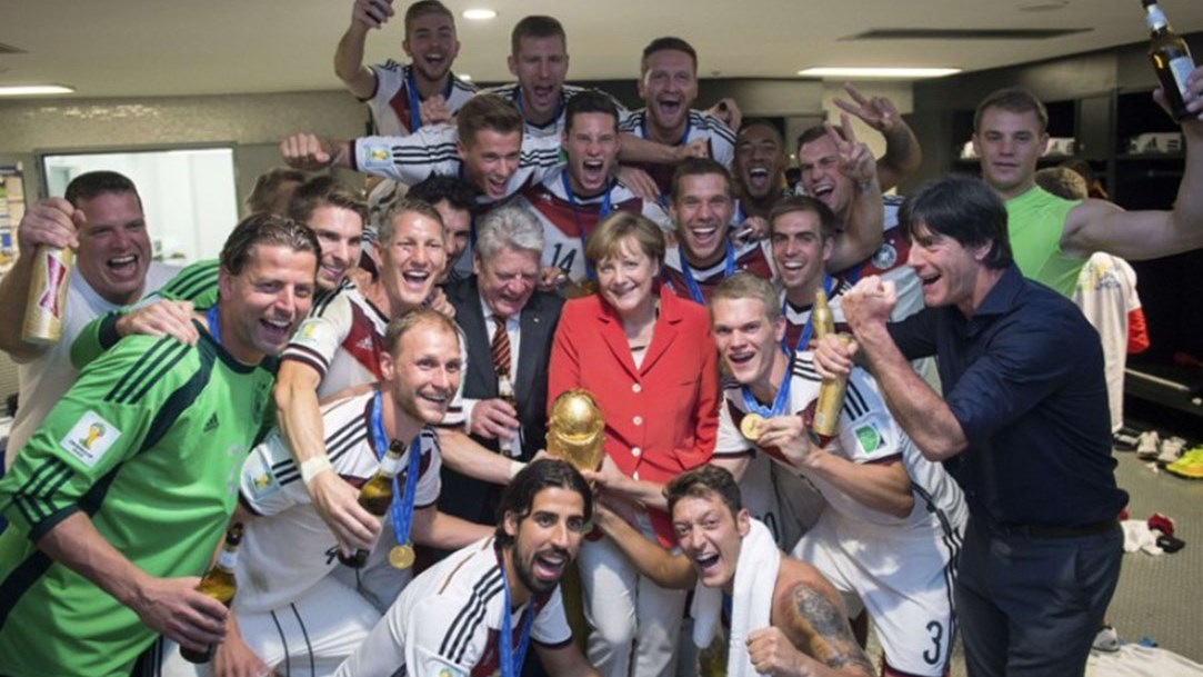 Με… Μέρκελ η προετοιμασία της Εθνικής Γερμανίας