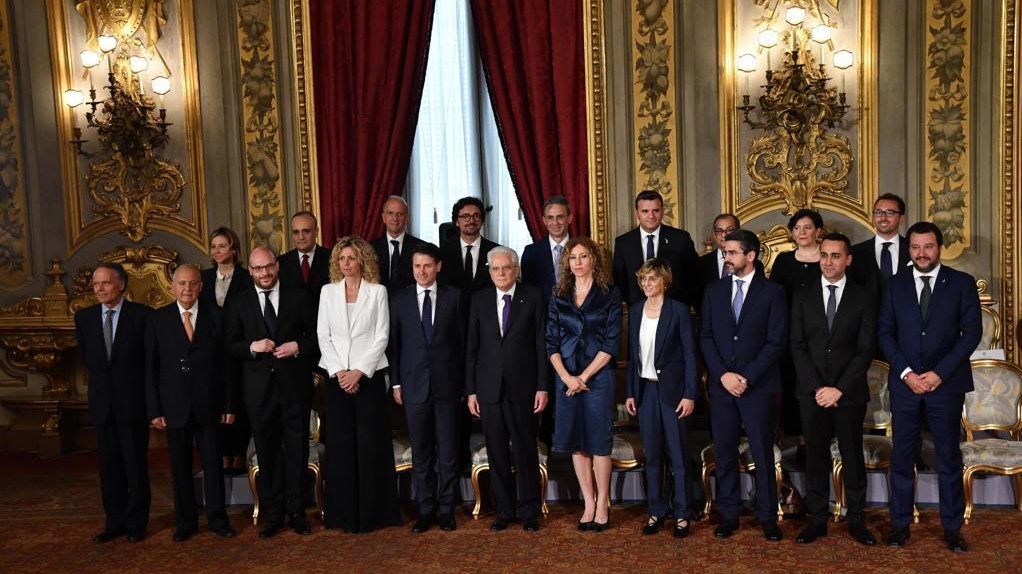 Ανακούφιση σε ολόκληρη την Ευρώπη – Ορκίστηκε η νέα κυβέρνηση της Ιταλίας – ΦΩΤΟ