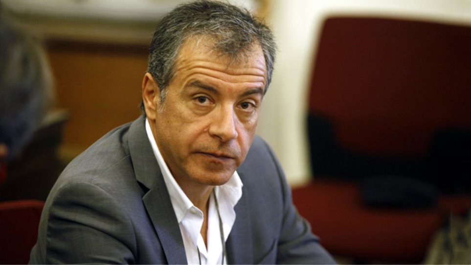 Θεοδωράκης: Ξεκάθαρες προτάσεις απέναντι στην αφωνία της ΝΔ και τον λαϊκισμό των ΣΥΡΙΖΑΝΕΛ