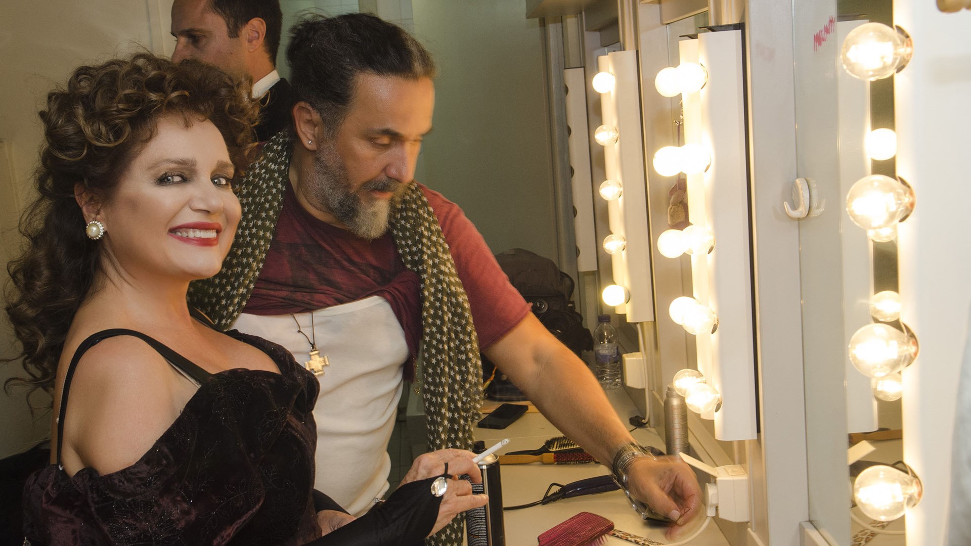 Το enikos.gr «συνάντησε» τις «Μάγισσες της Σμύρνης» – Αποκλειστικό backstage