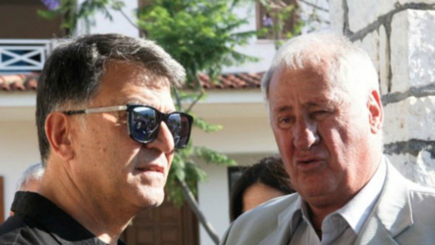 Σε κλίμα οδύνης το τελευταίο αντίο στον Κώστα Πολυχρονίου – ΦΩΤΟ