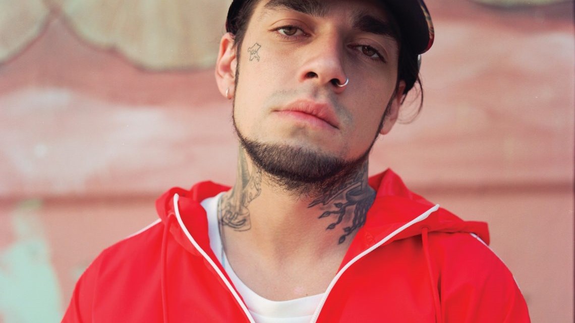 Γνωστός ράπερ στην Τουρκία κινδυνεύει με κάθειρξη 10 ετών για μία φωτογραφία