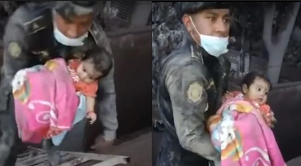 Η συγκλονιστική διάσωση ενός μωρού στη Γουατεμάλα- Δεκάδες οι νεκροί από την έκρηξη του ηφαιστείου- ΒΙΝΤΕΟ