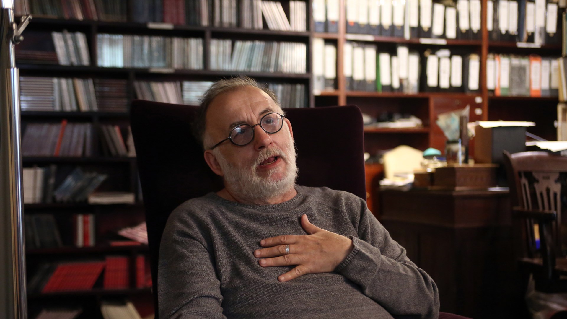 Συγκλονίζει ο Θάνος Μικρούτσικος: Δεν φοβάμαι τον καρκίνο, θα του αλλάξω τον αδόξαστο – ΒΙΝΤΕΟ