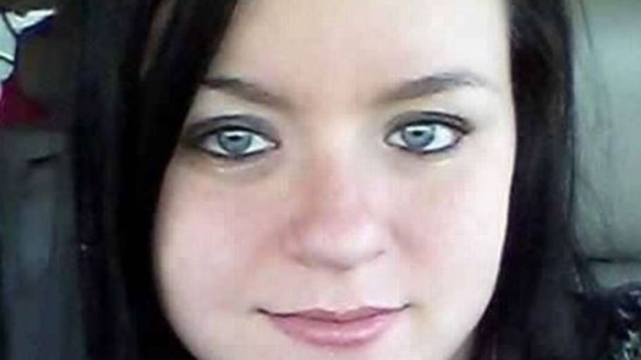 H μάνα με το αγγελικό πρόσωπο ήταν…”διάβολος” – Έβαζε να βιάζουν τις ανήλικες κόρες της για λίγα μετρητά – ΦΩΤΟ