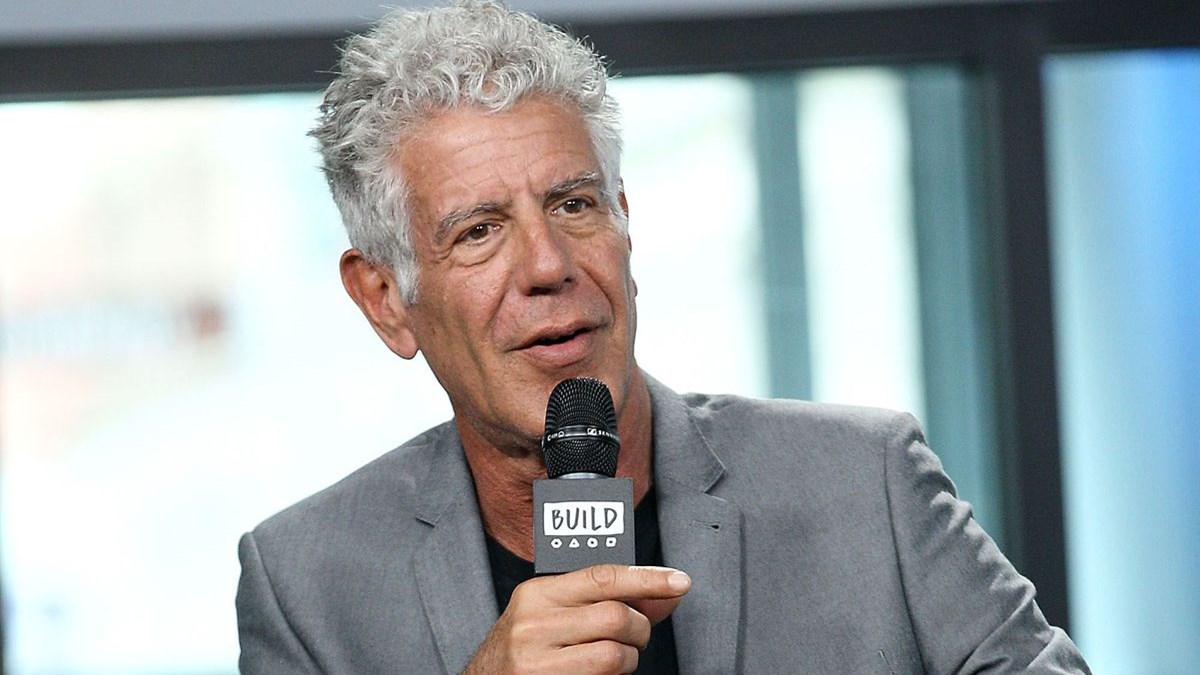 Αυτοκτόνησε ο διάσημος σεφ Άντονι Μπουρντέν – Βρισκόταν στη Γαλλία για γυρίσματα – ΒΙΝΤΕΟ