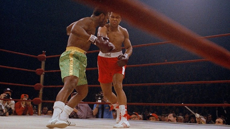 Το έκανε πάλι το «θαύμα» του ο…Τραμπ: Σκέφτεται να δώσει μεταθανάτια χάρη στον Μοχάμεντ Άλι