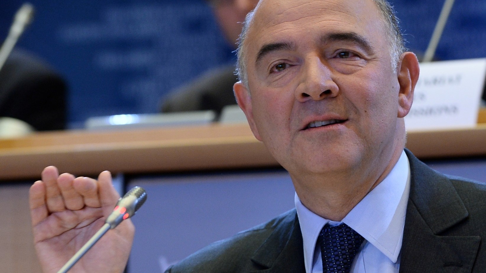 Σε άδεια πατρότητας ο Μοσκοβισί – «Παρών» στις διαπραγματεύσεις για την Ελλάδα