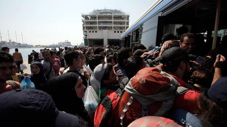 Πρόσφυγας μπήκε σε… βαλίτσα για να φύγει από τη Λέσβο