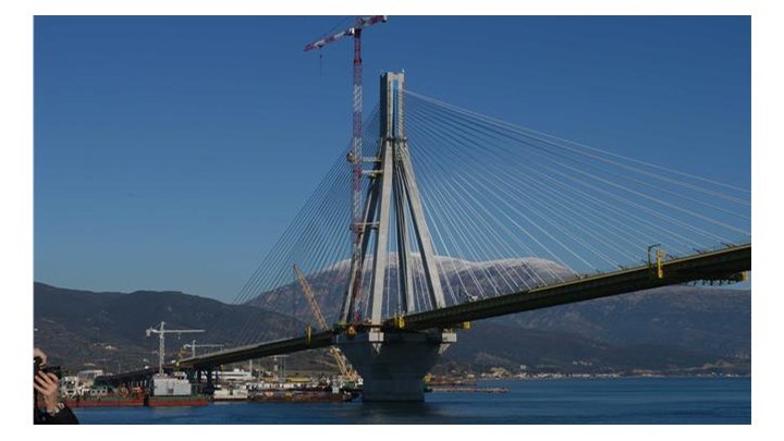 Πορεία διαμαρτυρίας για την τιμή των διοδίων στη γέφυρα Ρίου- Αντιρρίου – ΒΙΝΤΕΟ