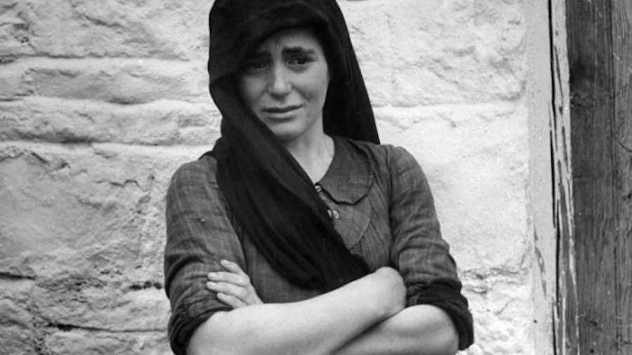 Δίστομο: Η ιστορία της φωτογραφίας σύμβολο- Ποια είναι η γυναίκα του Ολοκαυτώματος