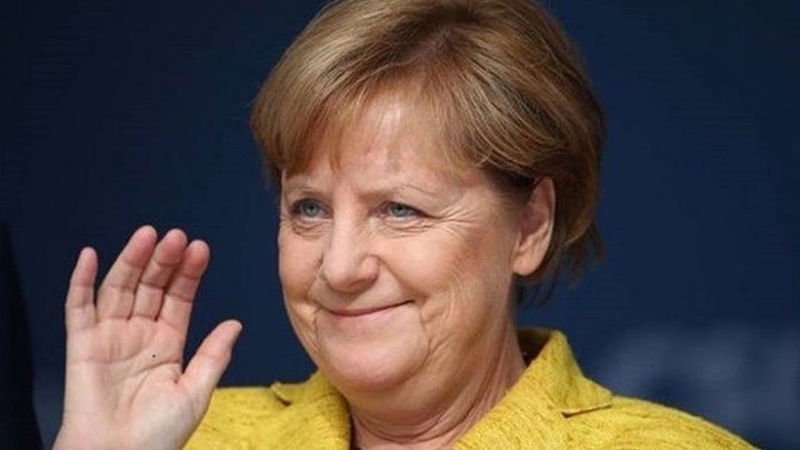 Μέρκελ: Μπορεί να ταξιδέψω στη Ρωσία για το Μουντιάλ