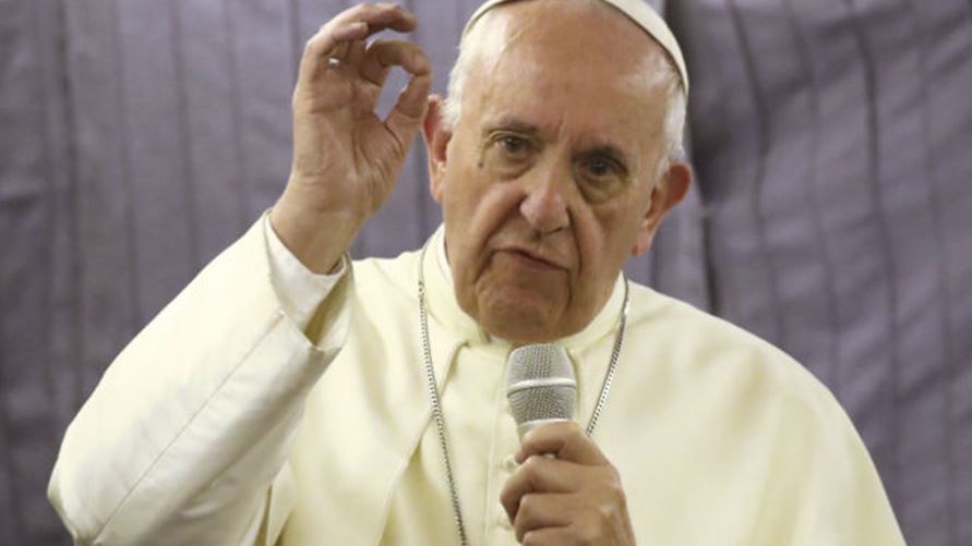 Τα ράσα δεν κάνουν τον παπά – Παραιτήθηκαν 3 επίσκοποι που εμπλέκονται σε σκάνδαλο παιδοφιλίας