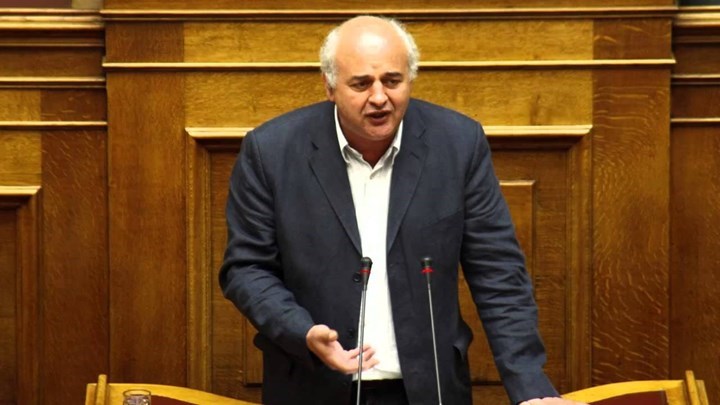 Καραθανασόπουλος: Η έξοδος από τα μνημόνια προϋποθέτει τη διατήρηση όλων των μνημονιακών νόμων