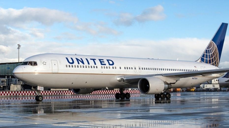 Θρίλερ στον αέρα για πτήση της United Airlines – Απειλή για βόμβα