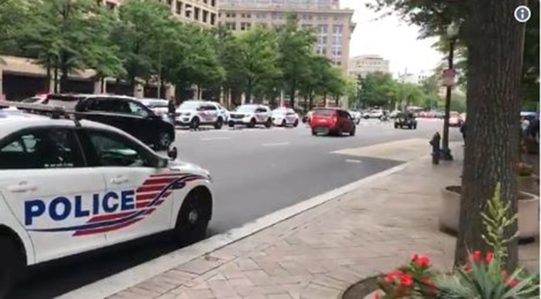 Οι πρώτες εικόνες από τον περιβάλλοντα χώρο στο υπουργείο Δικαιοσύνης των ΗΠΑ – ΒΙΝΤΕΟ – ΤΩΡΑ