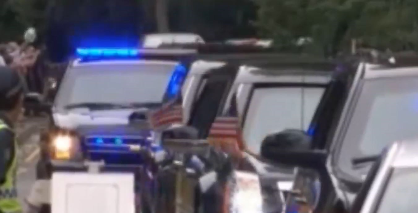 Έφθασε στο ξενοδοχείο ο Ντόναλντ Τραμπ – ΤΩΡΑ