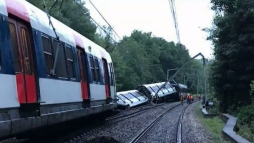 Ανατροπή τρένου στη Γαλλία λόγω κατολίσθησης – Επτά τραυματίες – ΒΙΝΤΕΟ