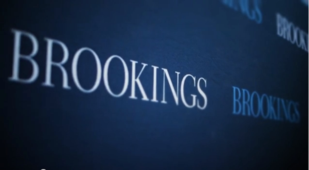 To Ινστιτούτο Brookings των ΗΠΑ χαρακτηρίζει «θρίαμβο της διπλωματίας» την συμφωνία Τσίπρα – Ζάεφ