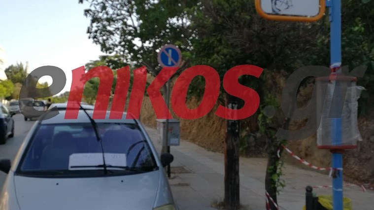 “Είμαι ζώο, παρκάρω πάνω στη στάση, δεν γνωρίζω τα σήματα” – Το επικό σημείωμα που άφησαν σε ανεύθυνο οδηγό – ΦΩΤΟ αναγνώστη
