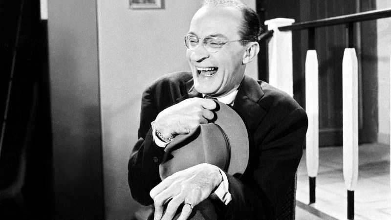 Ο ταλαντούχος και καρδιοκατακτητής Ντίνος Ηλιόπουλος – Τι ζήτησε να γράψουν στο μνήμα του