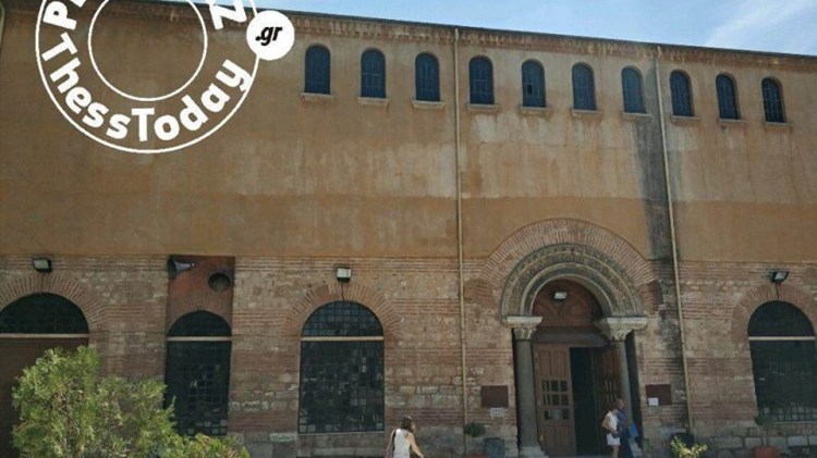Εικόνες ντροπής στην Αγία Σοφία στη Θεσσαλονίκη – ΦΩΤΟ