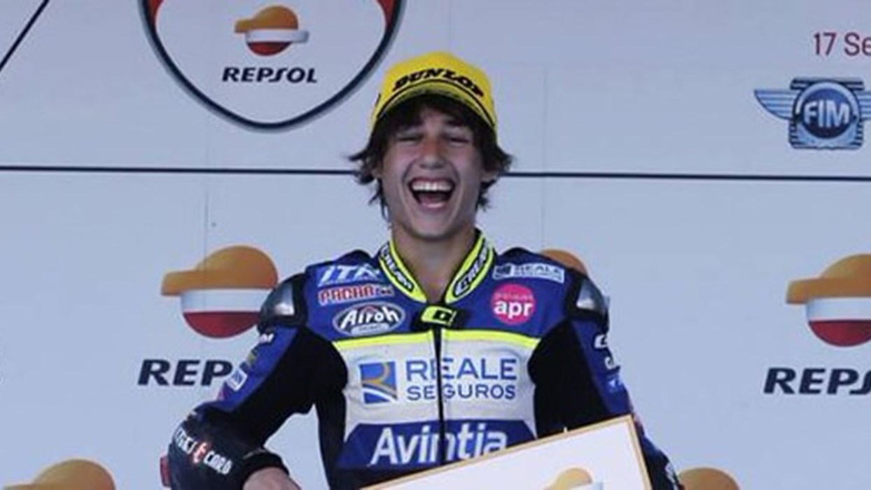 Τραγωδία στην Βαρκελώνη – Δεκατετράχρονος αναβάτης έχασε τη ζωή του σε αγώνα μοτοσυκλέτας