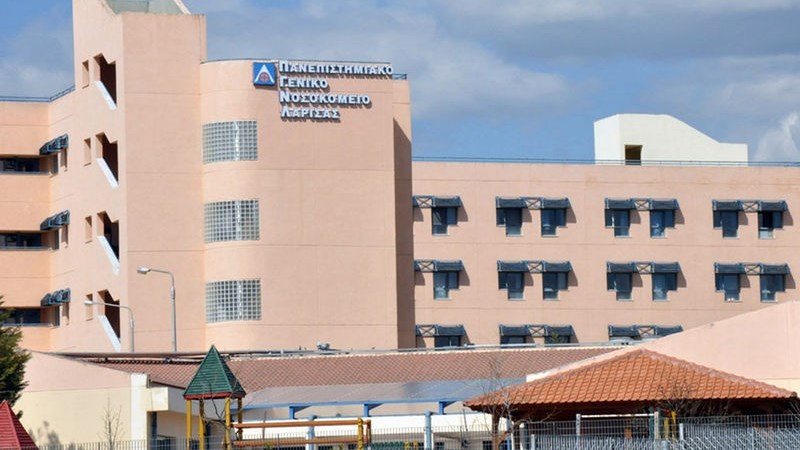 Αγωνία για τον 15χρονο που χτυπήθηκε από κεραυνό την ώρα της προπόνησης – Οι προσπάθειες των γιατρών να τον κρατήσουν στη ζωή