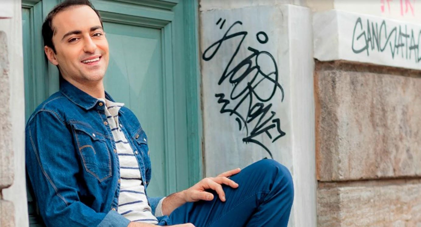 Ο Αλευράς γίνεται… Χορν στο «Πες μου μια λέξη» της Γκασούκα