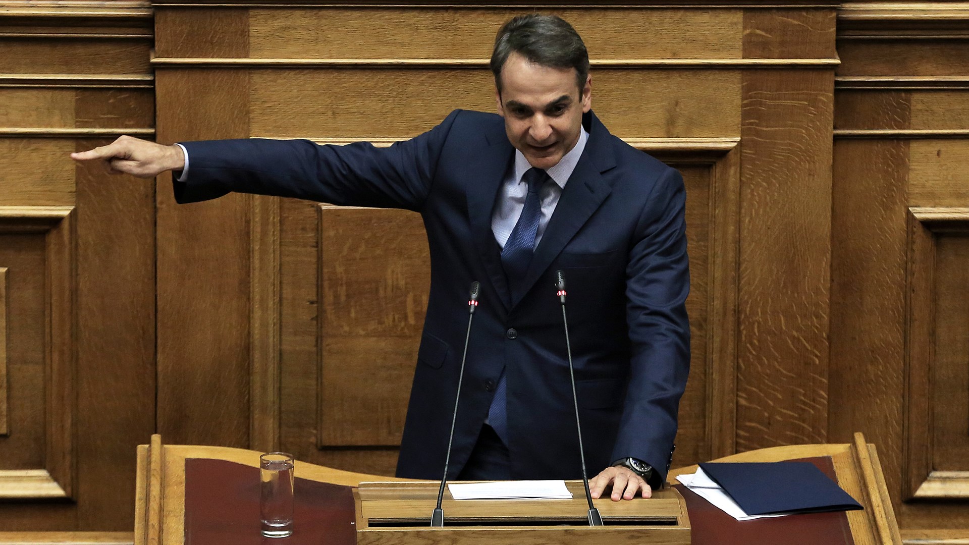 Αυτή είναι η πρόταση δυσπιστίας της ΝΔ – Μητσοτάκης:  Να δούμε αν υπάρχουν 154 βουλευτές, πρόθυμοι να πουν «ναι» στην υπογραφή που είστε έτοιμος να βάλετε