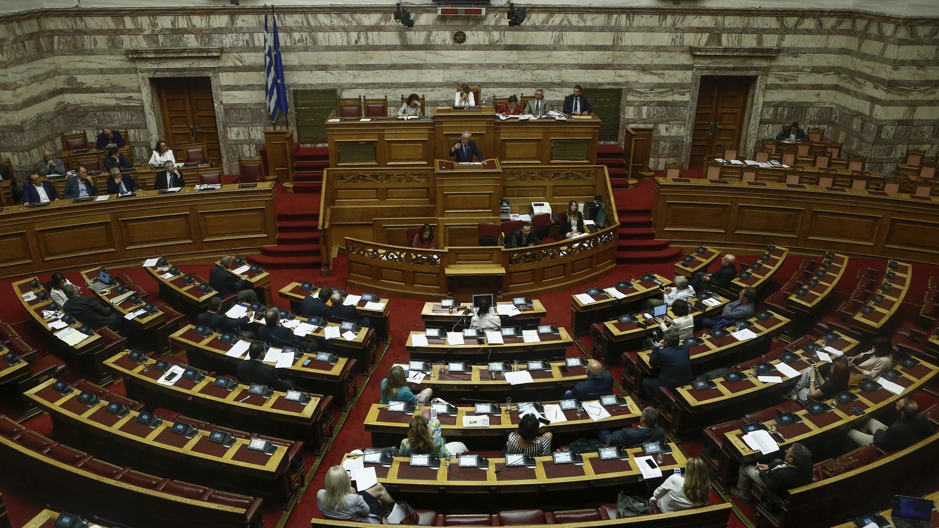 ΑΠΕΥΘΕΙΑΣ – Η ψηφοφορία στη Βουλή για την πρόταση δυσπιστίας της ΝΔ κατά της κυβέρνησης